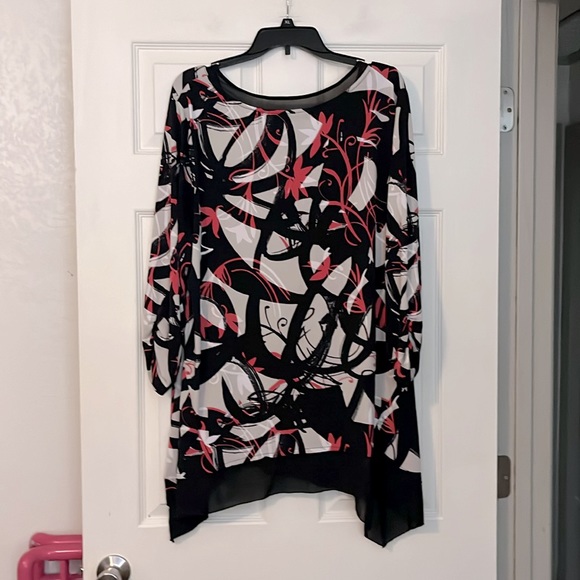 NWOT WOMEN’S PLUS SIZE BLOUSE : SIZE 3X - Picture 4 of 4